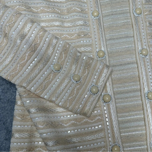 St. John Evening 3pc Ivory Paillette Skirt Suit. Sz: 6/10 - Picture 4 of 14